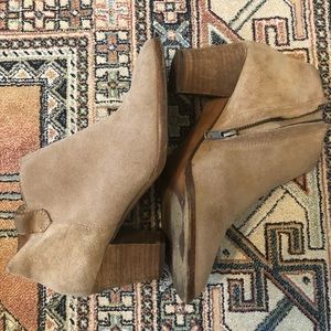 Madewell boots. Tan suede 7 1/2